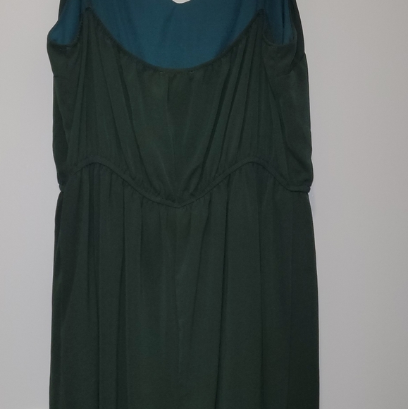 Dress For Sale - Picture 2 of 3